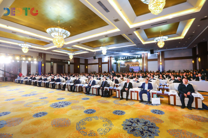 jiuyou.com软件亮相2025数字经济与数字贸易高质量发展促进大会，分享“智”与“能”双擎融合之道